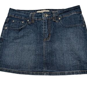 Size 7 London, blues, mini skirt with pockets